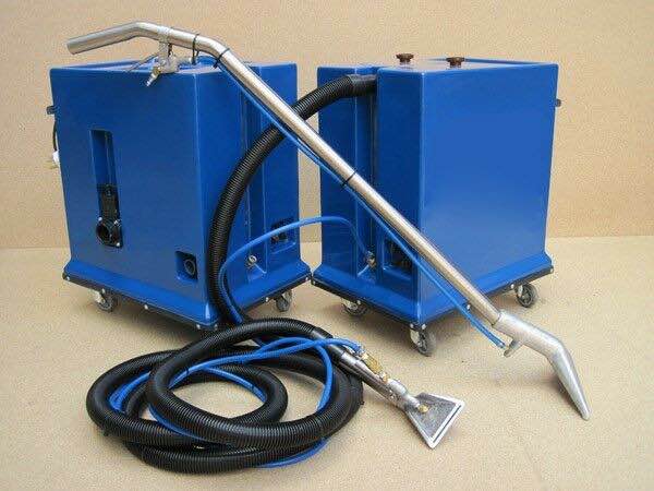 Carpet cleaner